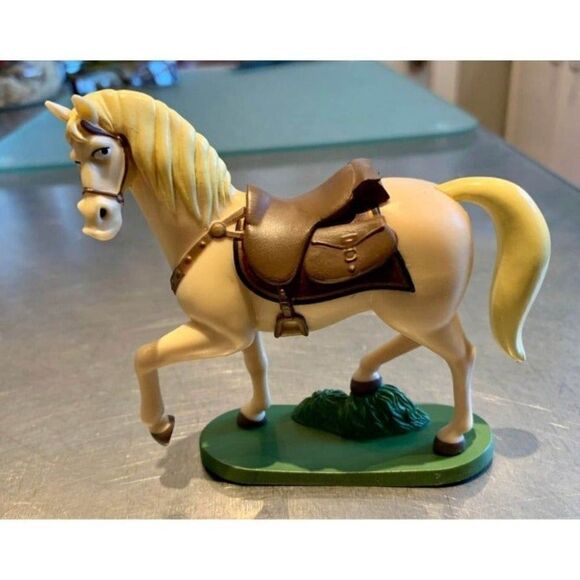 Lot of Disney “Tangled” figures - Picture 4 of 5